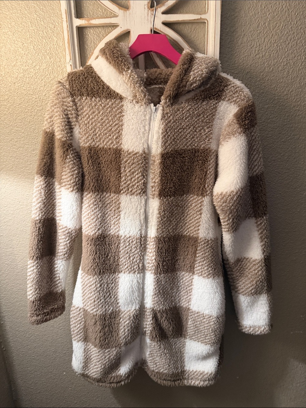 Cozy Hooded Sherpa Jacket for ladies - Brown & White Plaid